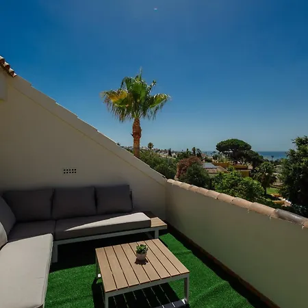 Newly Renovated Townhouse With 5 Bedrooms, Close To The Beach, East * Marbella