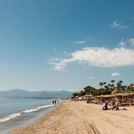 Newly Renovated Townhouse With 5 Bedrooms, Close To The Beach, East * Marbella
